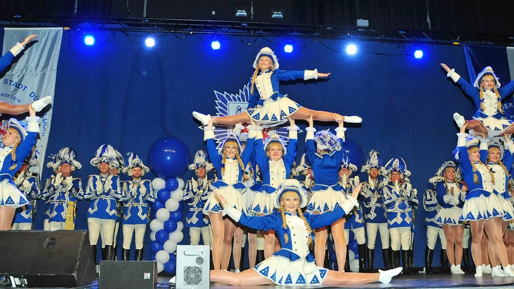 Düsseldorf Tour: Kuriose Fakten & unnützes Wissen individueller Stadtrundgang