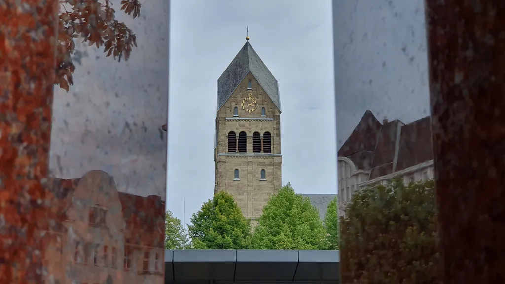 Oberkassel: Schickes Bohème-Viertel in Düsseldorf individueller Stadtrundgang