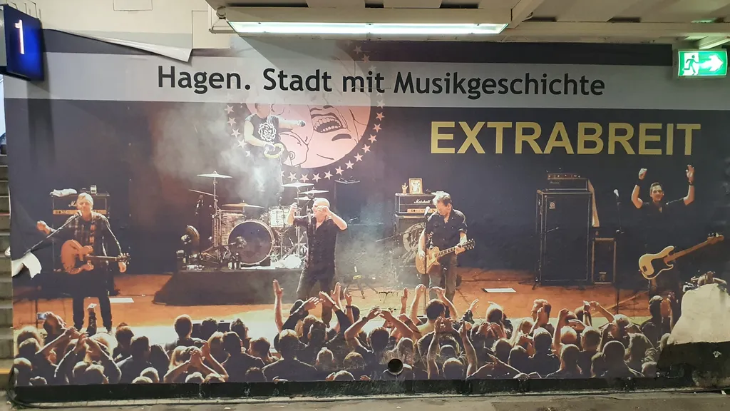 Humorvolle Führung durch die Innenstadt von Hagen individueller Stadtrundgang