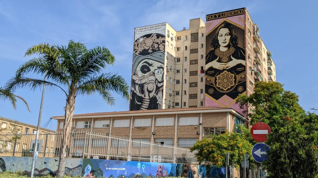Málaga Tour Altstadt, Kultur, Kunst, Hafen, Genuss individueller Stadtrundgang