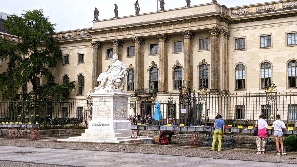 Berlin Sightseeing Bus 100 Stadtrundfahrt individueller Stadtrundgang