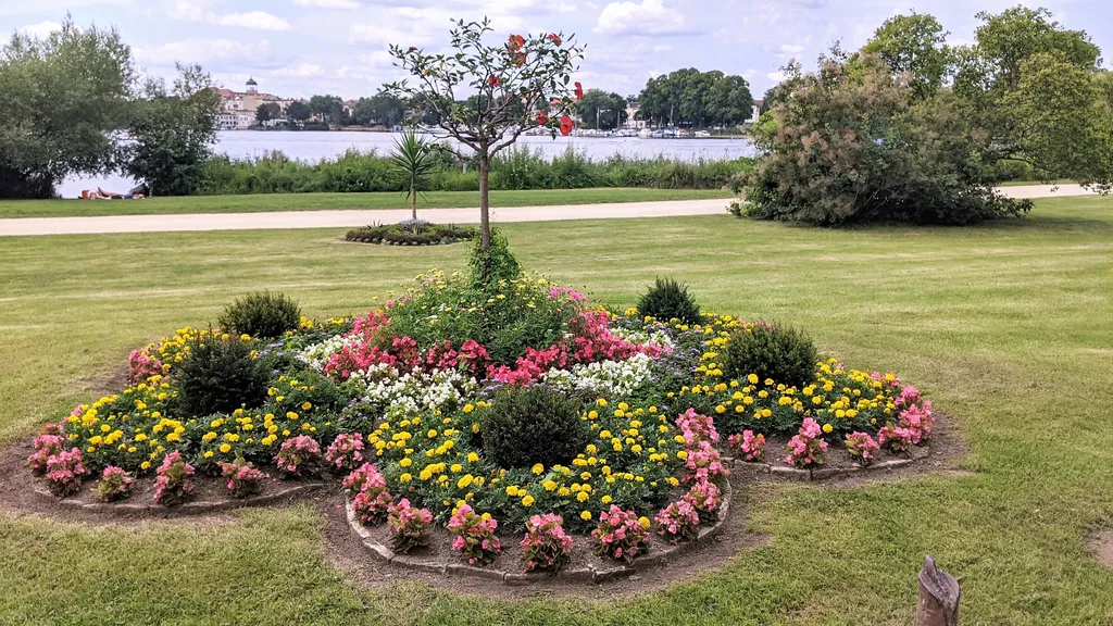 Führung durch den Park Babelsberg (Potsdam) individueller Stadtrundgang
