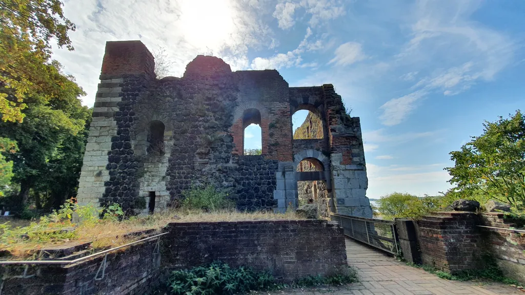 Kaiserswerth Rundgang Kaiserpfalz und Seidenweber individueller Stadtrundgang