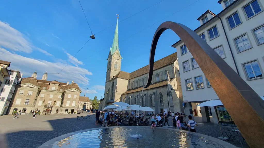 Zürich Rundgang zu den Highlights der Altstadt individueller Stadtrundgang