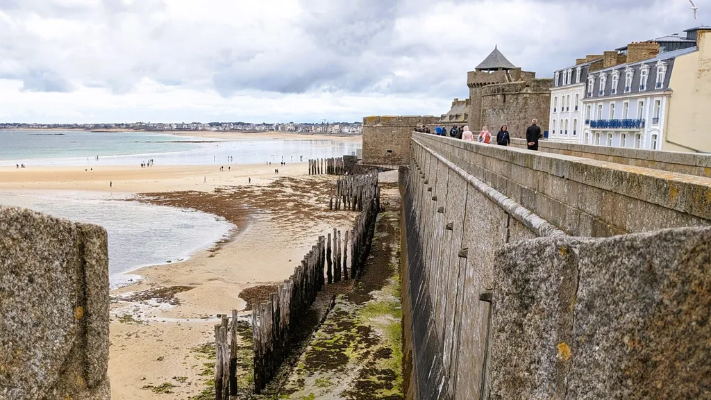 Saint-Malo Führung durch die historische Altstadt individueller Stadtrundgang