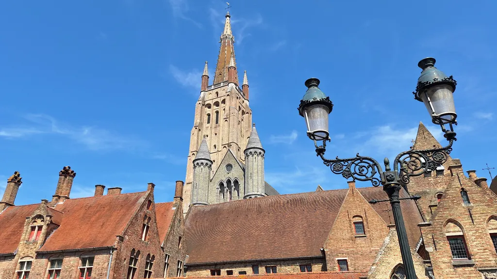 Altstadt Brügge Tour: Strobrug bis Minnewaterpark individueller Stadtrundgang