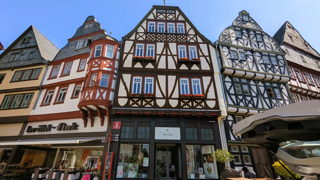 Limburg Dom, Gassen, Fachwerkhäuser & Geschichten individueller Stadtrundgang