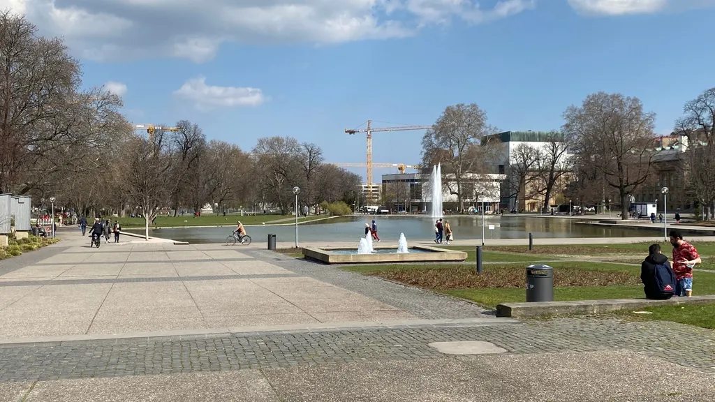 Durch Stuttgart mit Geheimtipp Stuttgart  individueller Stadtrundgang