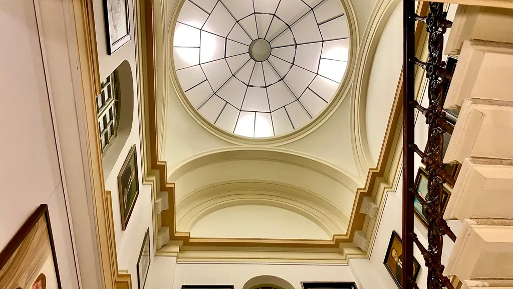 Magdeburg entdecken: Die prachtvolle Hegelstraße individueller Stadtrundgang