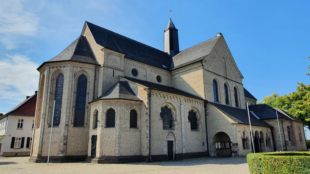 Kaiserswerth Rundgang Kaiserpfalz und Seidenweber individueller Stadtrundgang