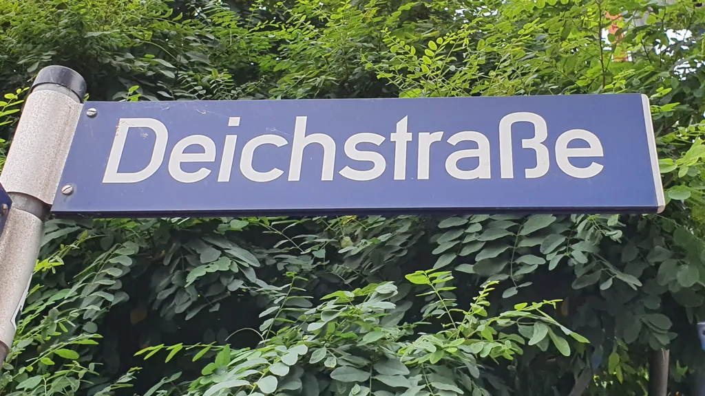 Klaus Störtebeker & Hamburger Sehenswürdigkeiten  individueller Stadtrundgang