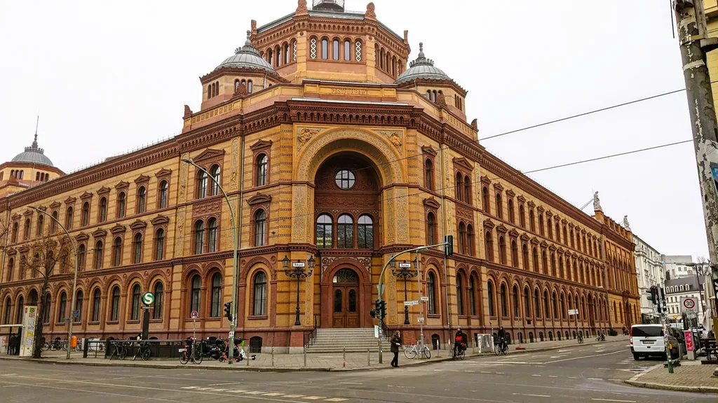 Hinterhöfe im historischen Berlin individueller Stadtrundgang