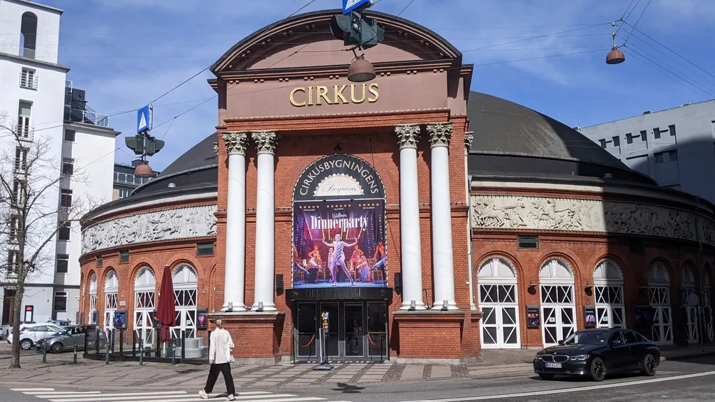 Kopenhagen City Führung zwischen Tivoli und Hafen individueller Stadtrundgang