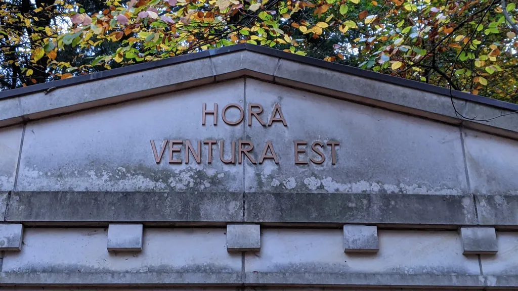 Friedhof Ohlsdorf Führung Archäologie individueller Stadtrundgang