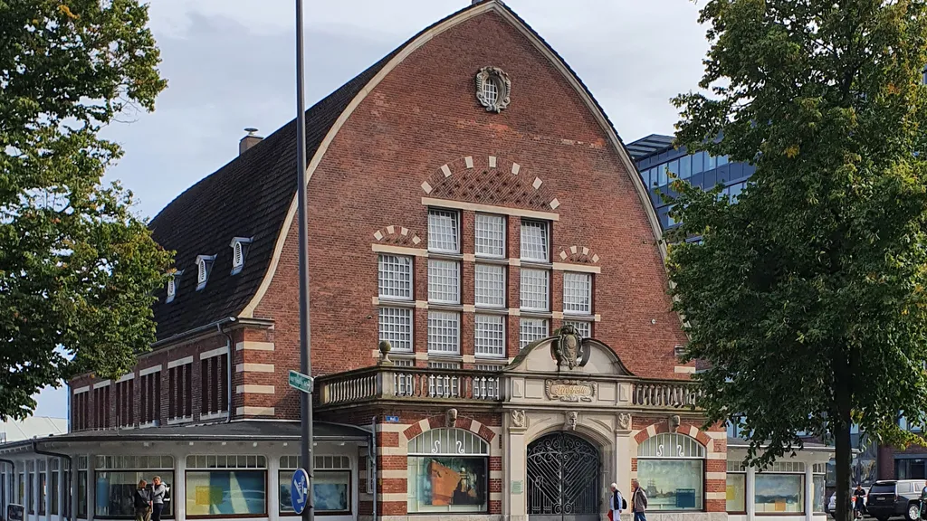 Kiel Sightseeing, Altstadt und Hafen Führung individueller Stadtrundgang