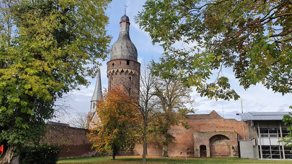 Rundgang durchs Mittelalter in der Feste Zons individueller Stadtrundgang