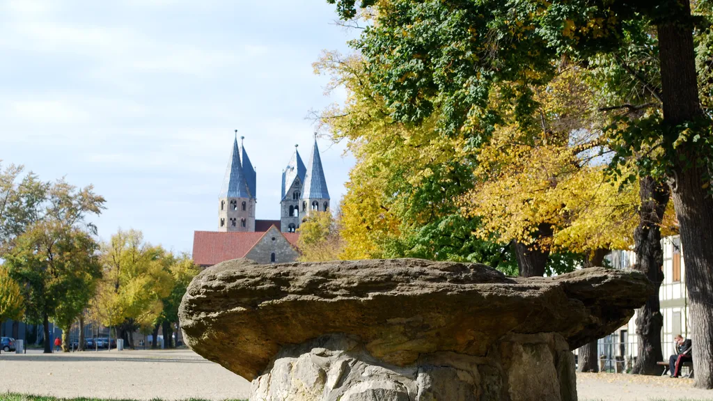 Rundgang über den Domplatz von Halberstadt individueller Stadtrundgang